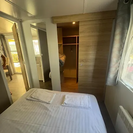 Mobil 6 à 8 Personnes Camping