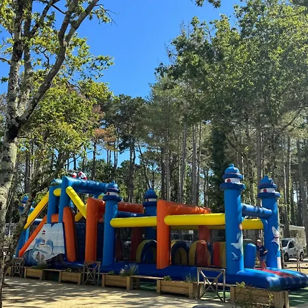 Campsite Mobil 6 A 8 Personnes