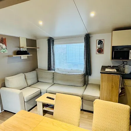 Campsite Mobil 6 A 8 Personnes *