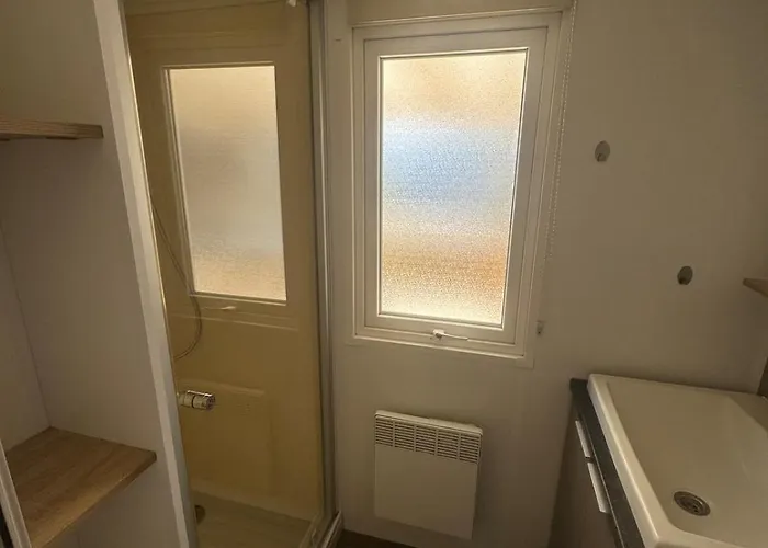 Mobil 6 A 8 Personnes * 피리악-쉬르-메르