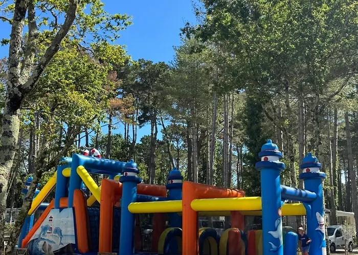 캠프장 Mobil 6 A 8 Personnes